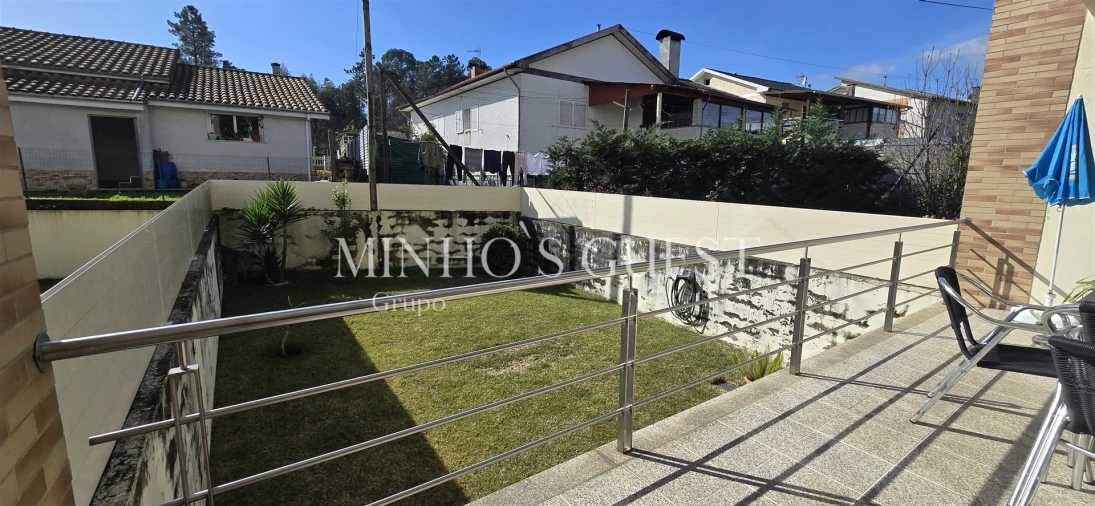 Moradia T3 para Venda em Bico Foto 11