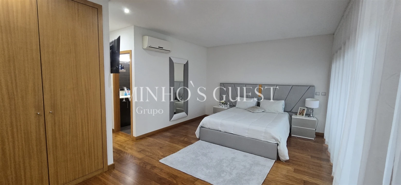 Moradia T3 para Venda em Bico Foto 23