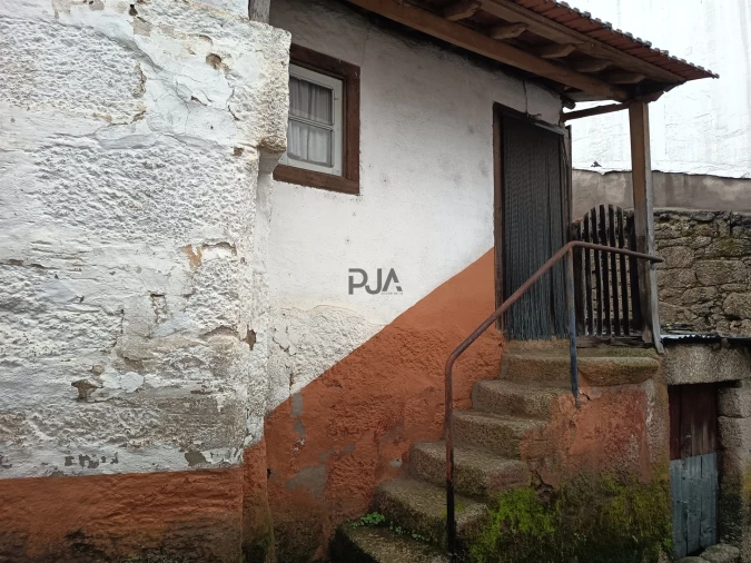 Moradia T1 para Venda em Santa Comba Dão e Couto do Mosteiro Foto 2