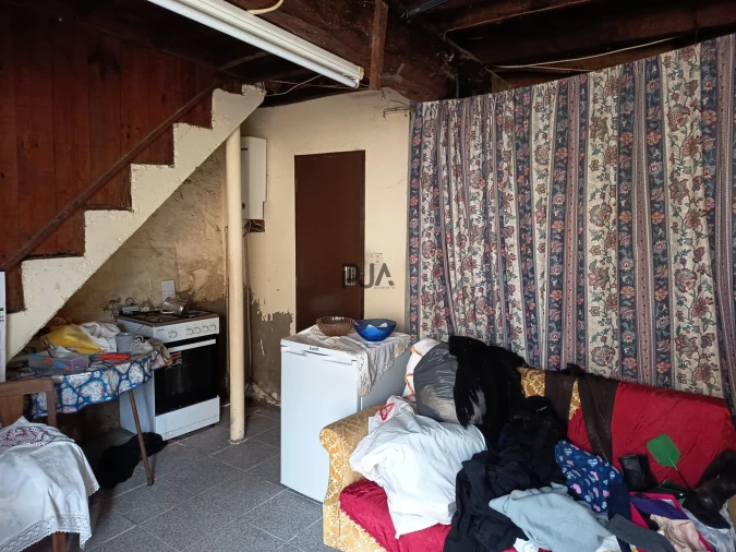 Moradia T1 para Venda em Santa Comba Dão e Couto do Mosteiro Foto 4