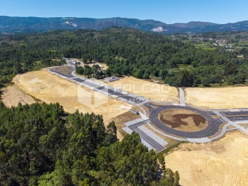 Terreno para Venda em Troporiz e Lapela