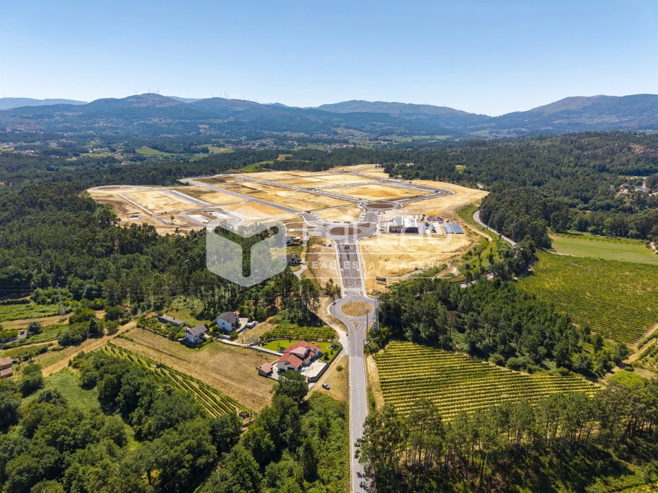 Terreno para Venda em Troporiz e Lapela Foto 20