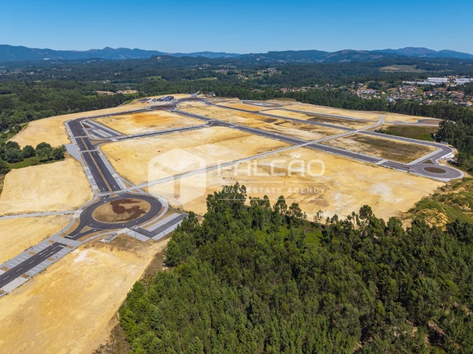 Terreno para Venda em Troporiz e Lapela Foto 12
