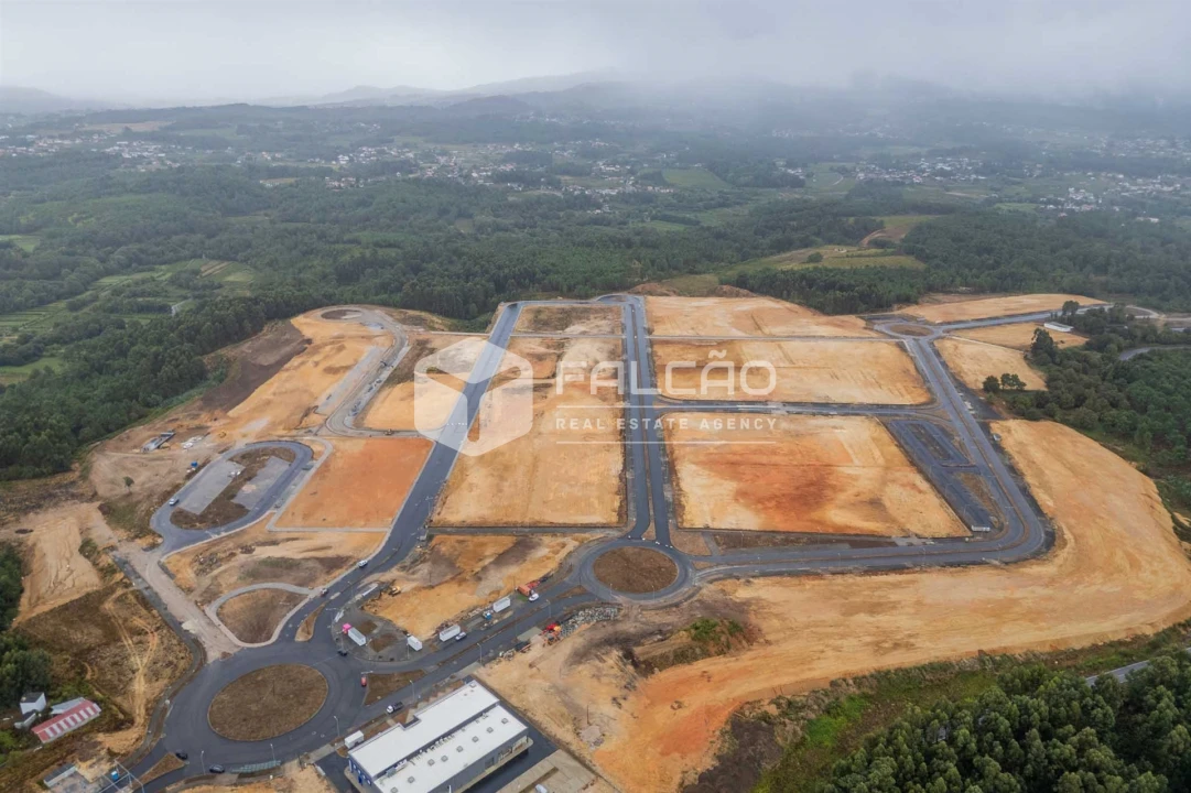 Terreno para Venda em Troporiz e Lapela Foto 5