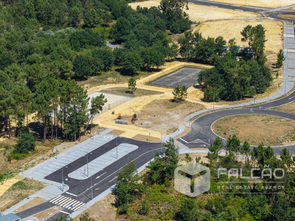 Terreno para Venda em Troporiz e Lapela Foto 8