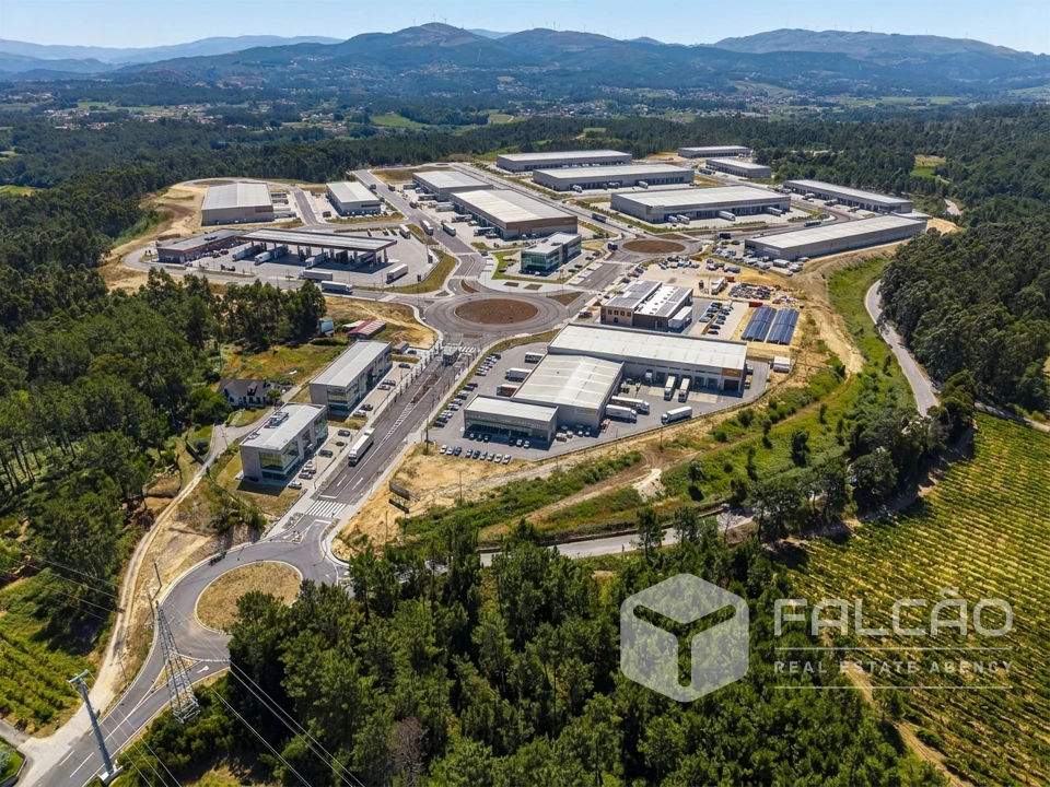 Terreno para Venda em Troporiz e Lapela Foto 23