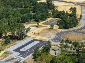 Terreno para Venda em Troporiz e Lapela