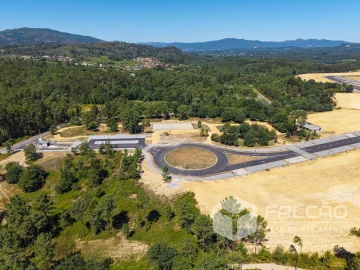 Terreno para Venda em Troporiz e Lapela