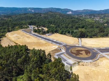 Terreno para Venda em Troporiz e Lapela