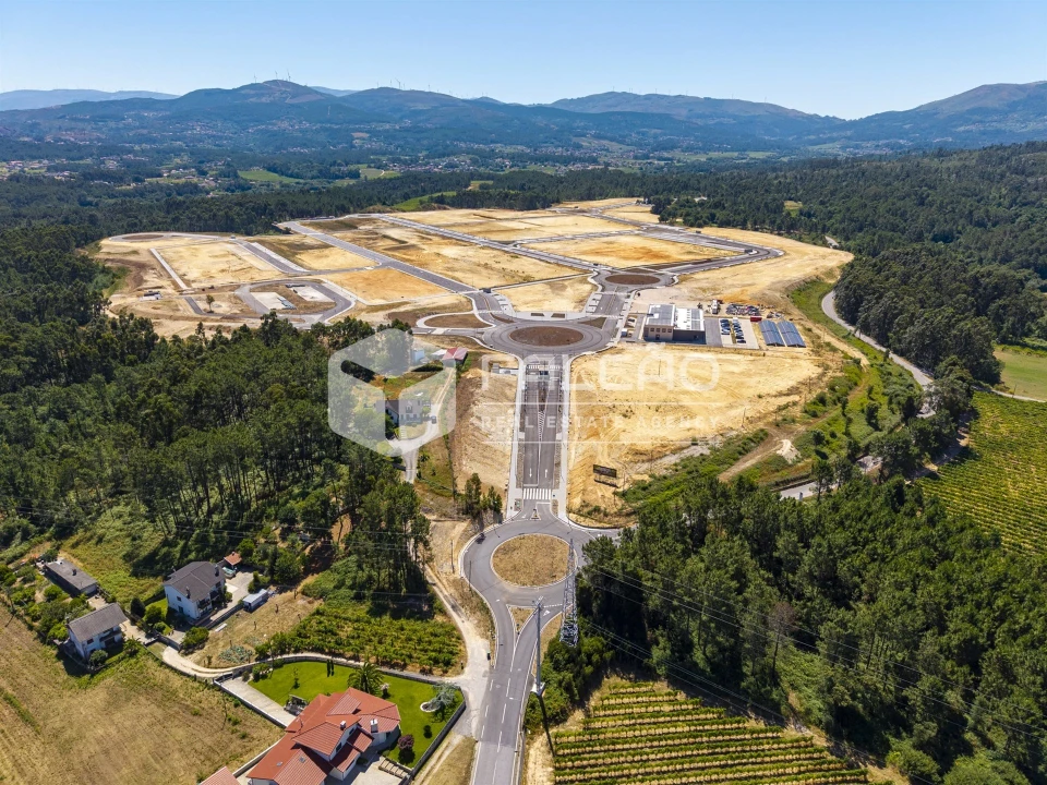 Terreno para Venda em Troporiz e Lapela Foto 22