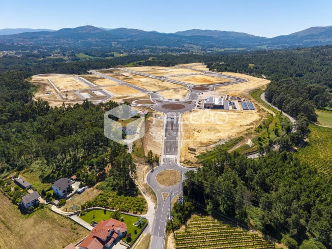 Terreno para Venda em Troporiz e Lapela Foto 22