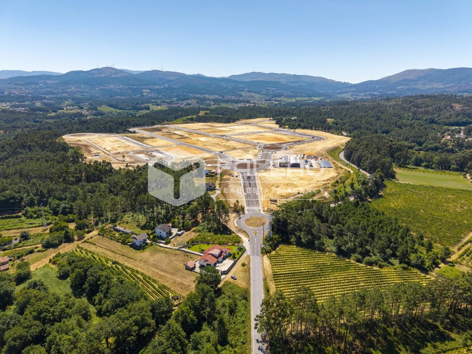 Terreno para Venda em Troporiz e Lapela Foto 20