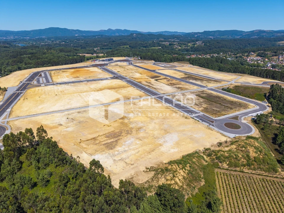 Terreno para Venda em Troporiz e Lapela Foto 14