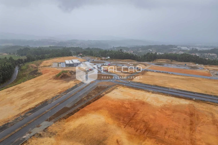Terreno para Venda em Troporiz e Lapela Foto 31
