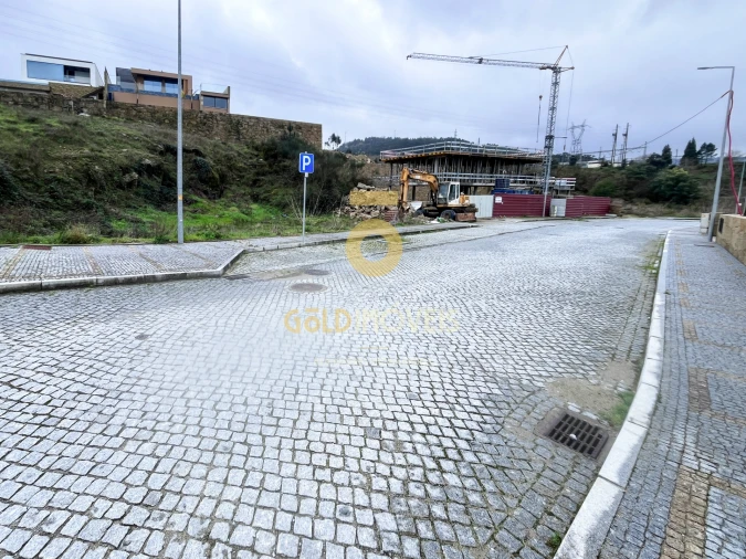 Terreno para Venda em Alpendorada, Várzea e Torrão Foto 5