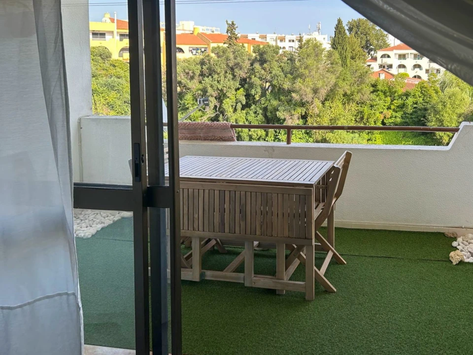 Apartamento T1 para Venda em Albufeira e Olhos de Água Foto 4