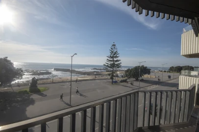 Apartamento T3 para Arrendamento em Aldoar, Foz do Douro e Nevogilde