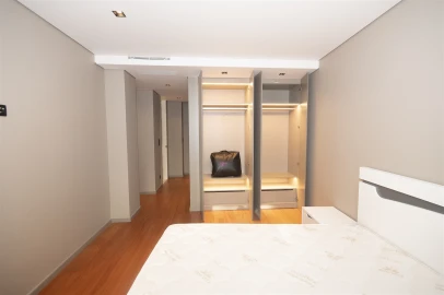 Apartamento T3 para Arrendamento em Aldoar, Foz do Douro e Nevogilde