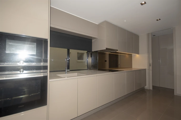 Apartamento T3 para Arrendamento em Aldoar, Foz do Douro e Nevogilde Foto 10