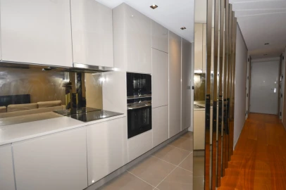 Apartamento T1 para Arrendamento em Aldoar, Foz do Douro e Nevogilde
