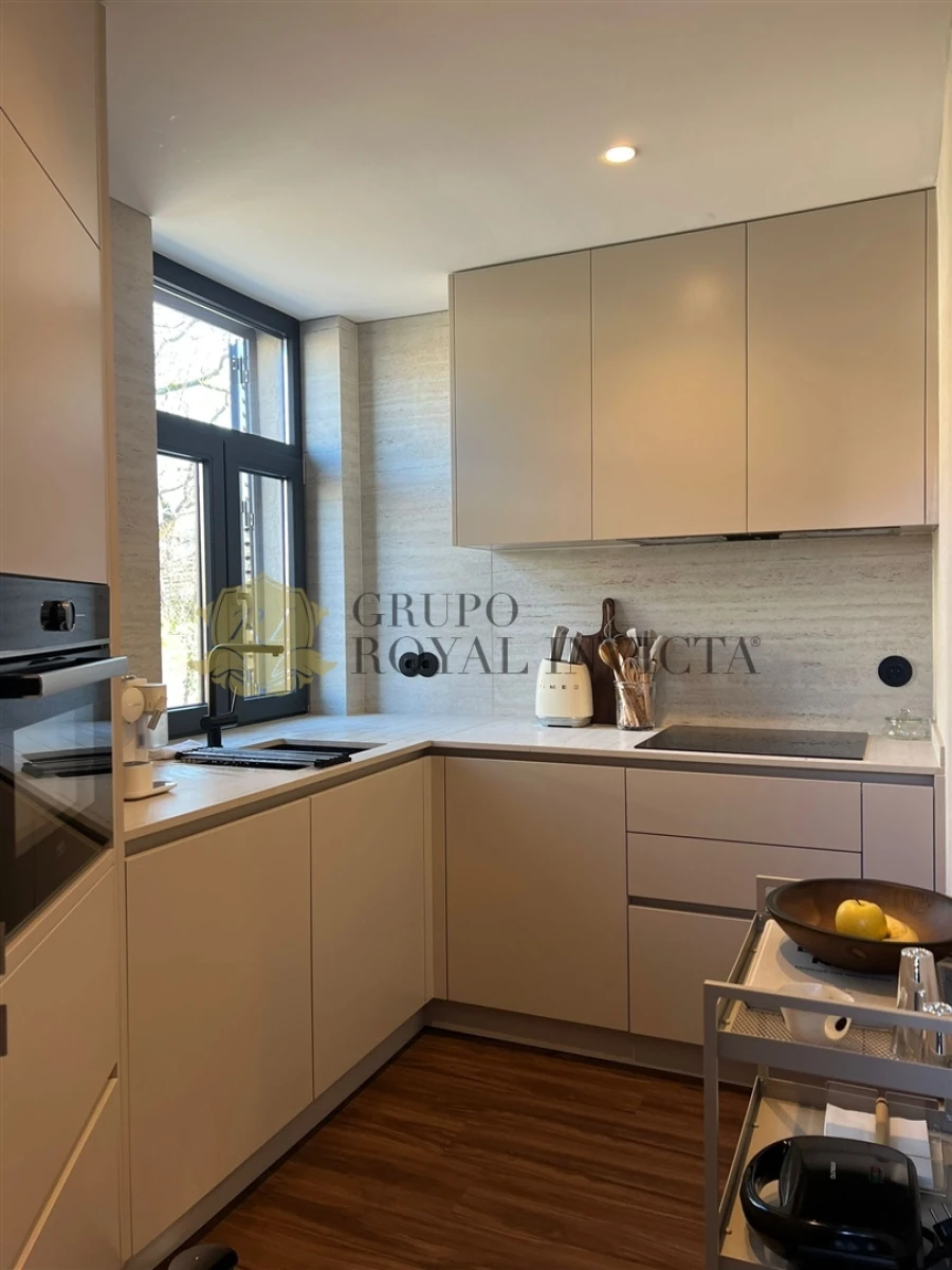 Moradia T1 para Venda em Fânzeres e São Pedro da Cova Foto 3