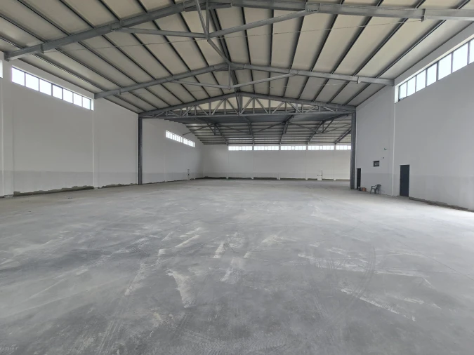 Armazém para Arrendamento em Parceiros e Azoia Foto 6