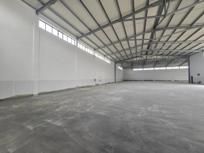 Armazém para Arrendamento em Parceiros e Azoia Foto 1