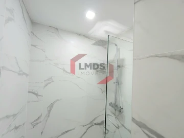 Apartamento T2 para Venda em Santa Marinha e São Pedro da Afurada