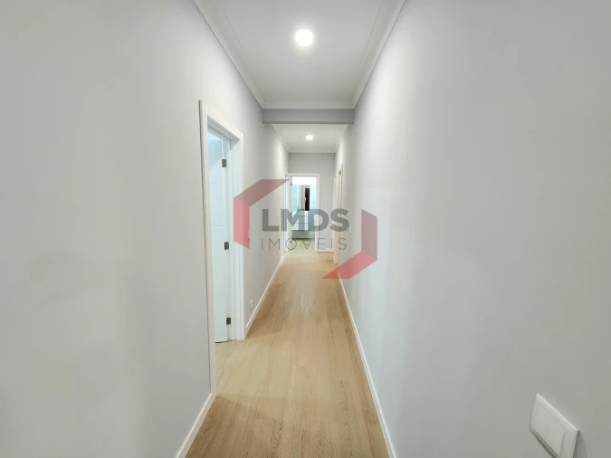Apartamento T2 para Venda em Santa Marinha e São Pedro da Afurada Foto 12