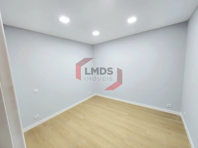 Apartamento T2 para Venda em Santa Marinha e São Pedro da Afurada Foto 20