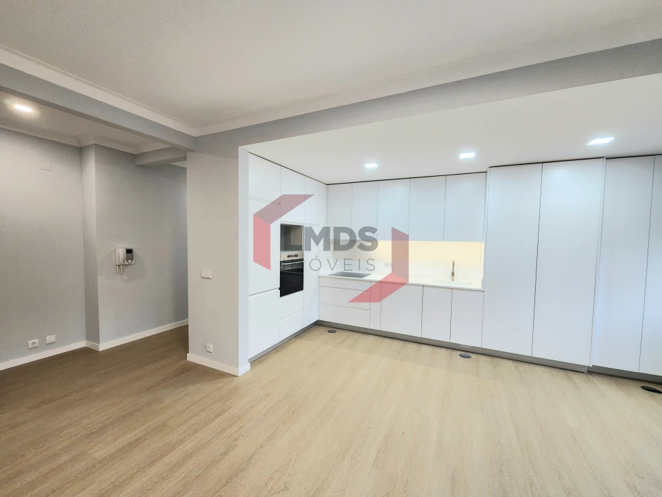 Apartamento T2 para Venda em Santa Marinha e São Pedro da Afurada Foto 10