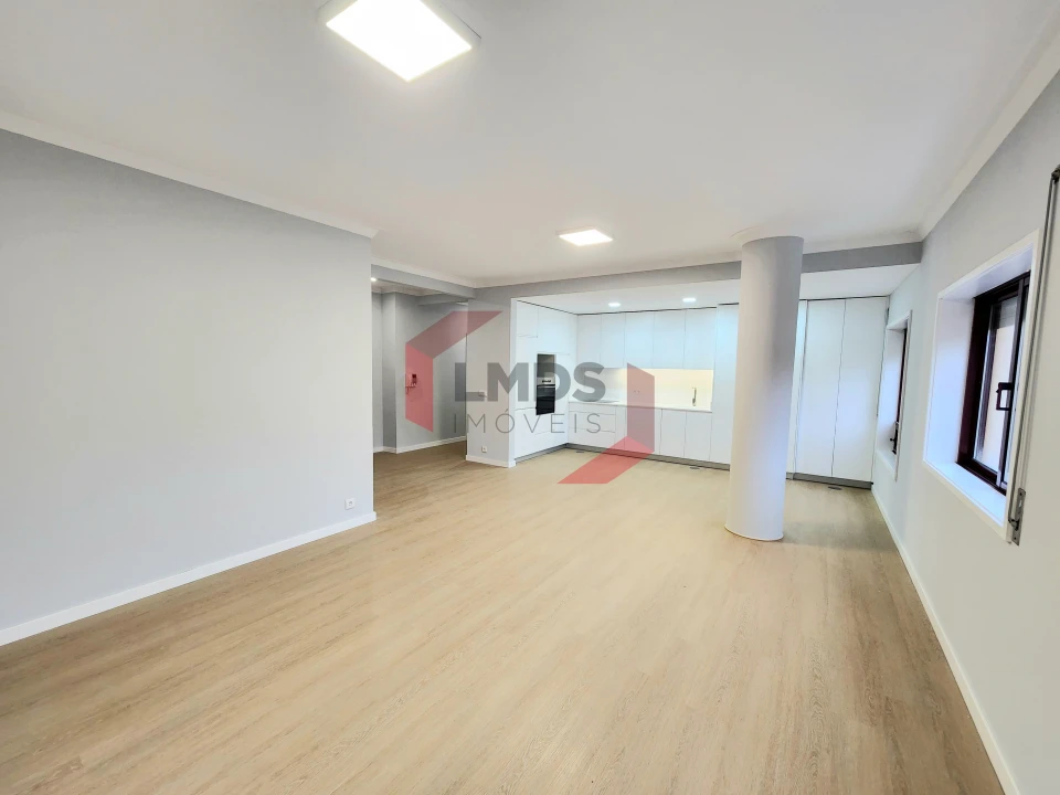 Apartamento T2 para Venda em Santa Marinha e São Pedro da Afurada Foto 9