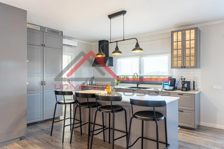 Moradia T4 para Venda em Moita Foto 12