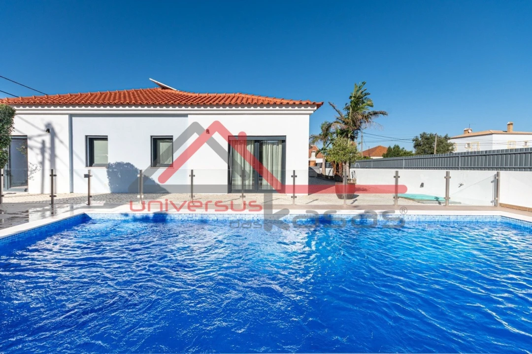 Moradia T4 para Venda em Moita Foto 5