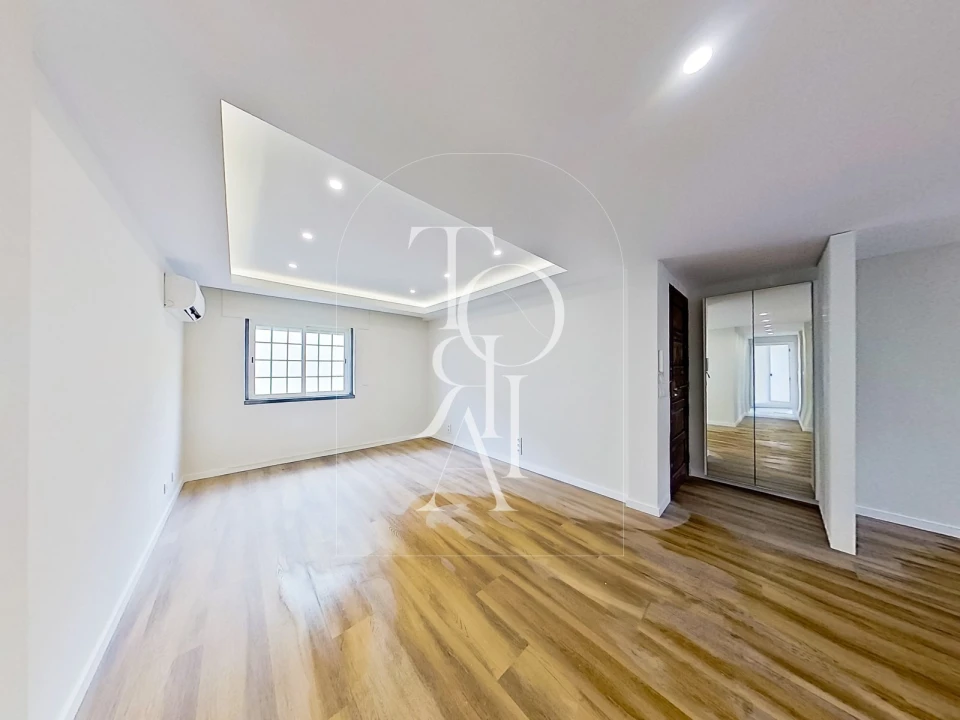 Apartamento T3 para Venda em Carnaxide e Queijas Foto 9