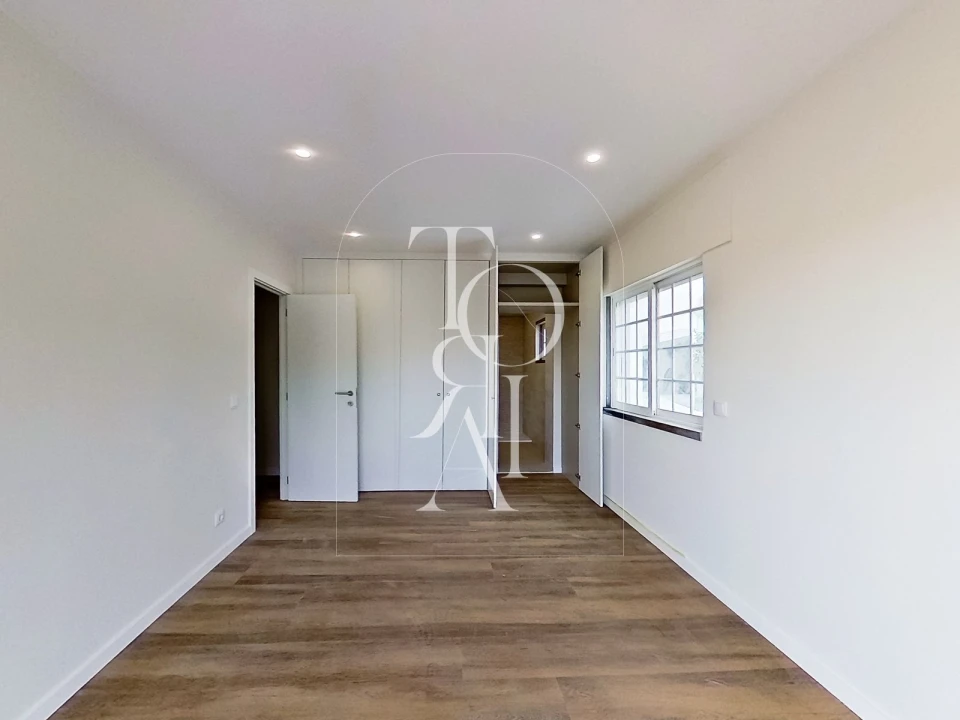 Apartamento T3 para Venda em Carnaxide e Queijas Foto 15