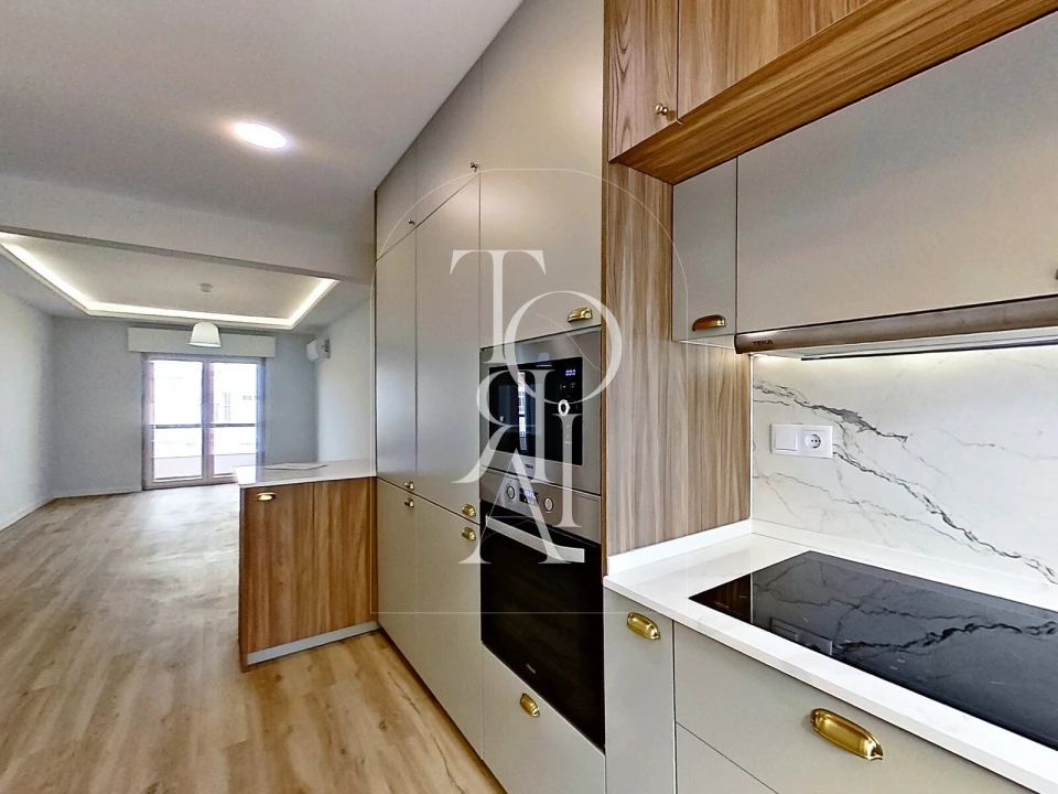 Moradia T2 para Venda em Carnaxide e Queijas Foto 1