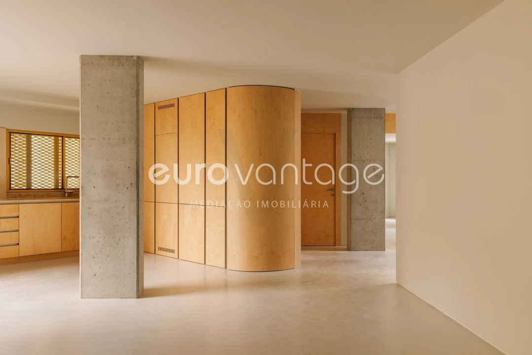 Apartamento T2 para Venda em Leiria, Pousos, Barreira e Cortes Foto 1