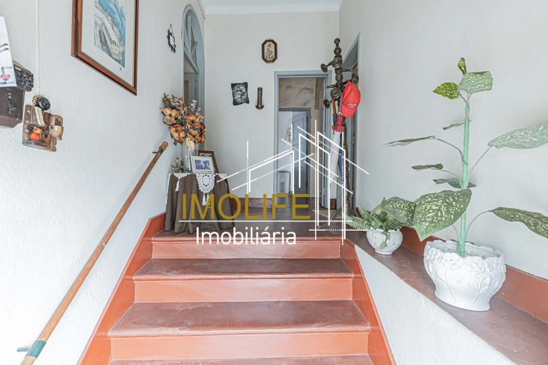 Moradia T7 para Venda em Mora Foto 20