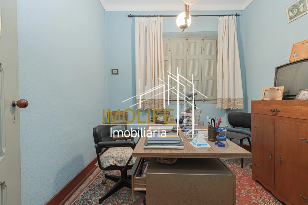 Moradia T7 para Venda em Mora Foto 14