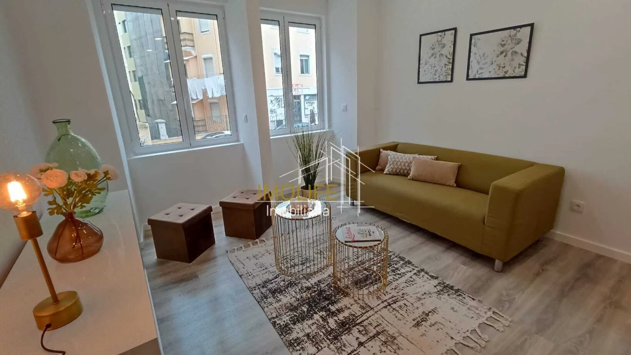 Apartamento T3 para Venda em Benfica Foto 3