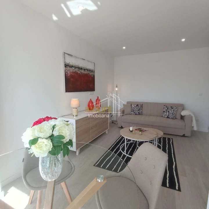 Apartamento T3 para Venda em Benfica Foto 7