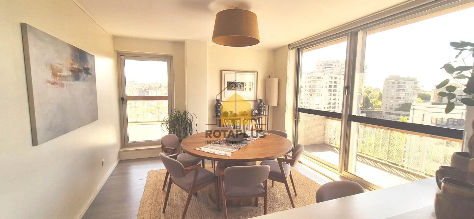 Apartamento T2 para Venda em Lordelo do Ouro e Massarelos Foto 10