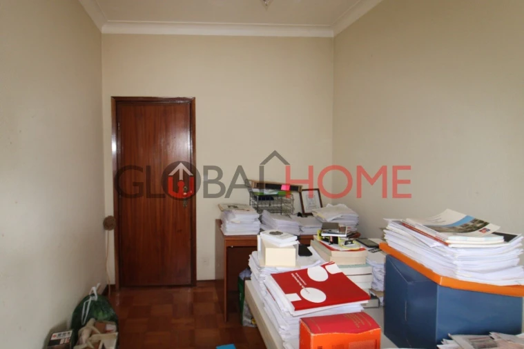 Moradia T5 para Venda em Fânzeres e São Pedro da Cova Foto 12