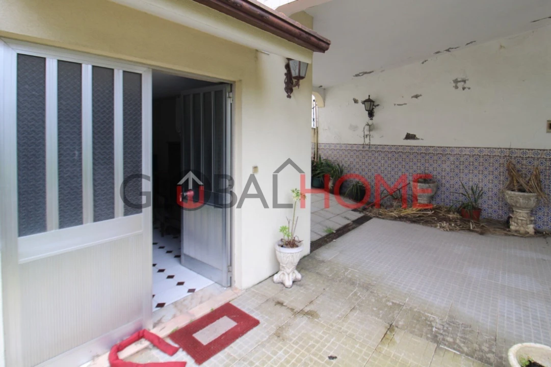 Moradia T5 para Venda em Fânzeres e São Pedro da Cova Foto 10