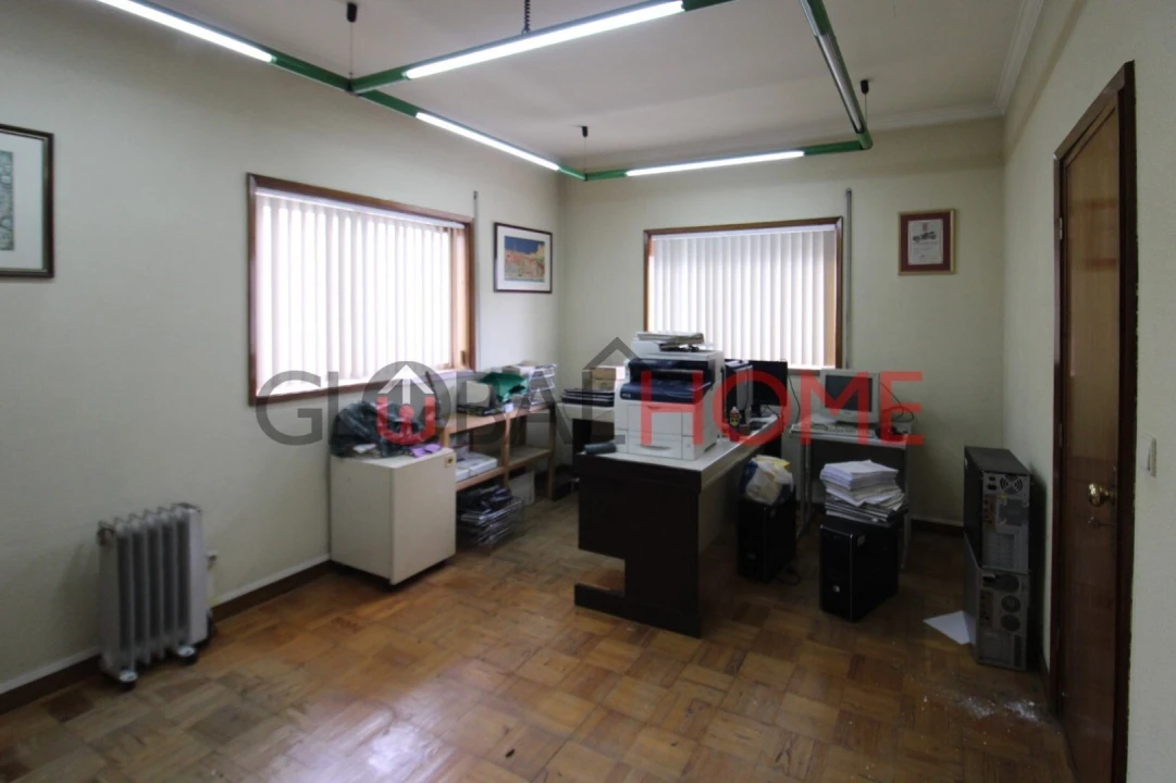 Moradia T5 para Venda em Fânzeres e São Pedro da Cova Foto 14