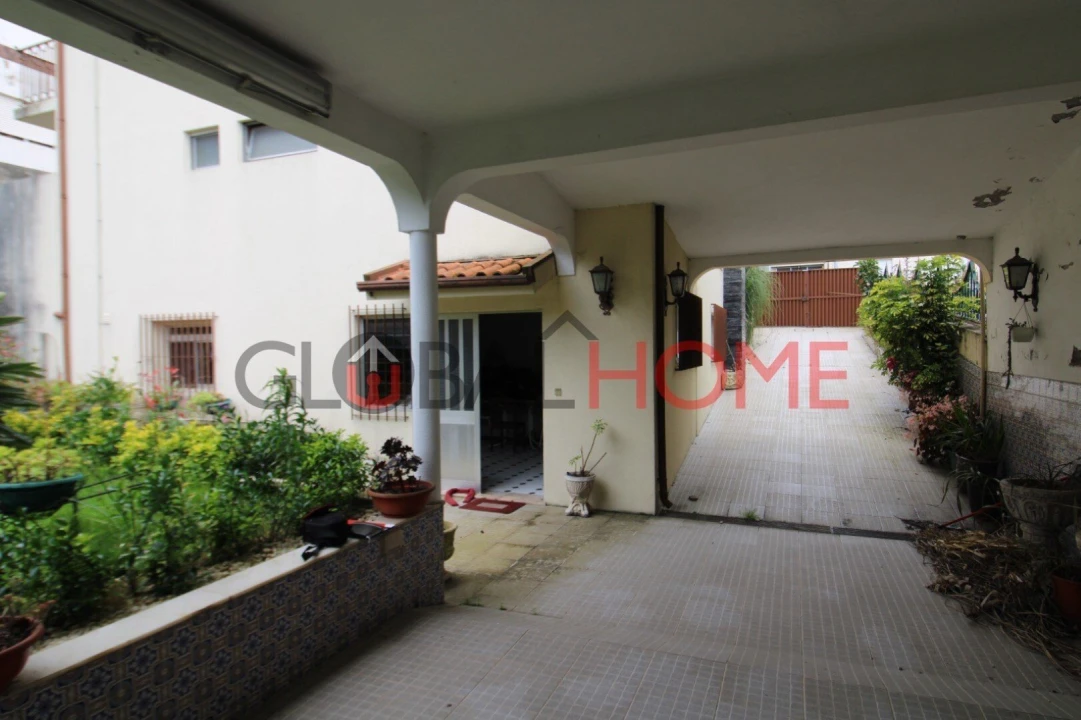 Moradia T5 para Venda em Fânzeres e São Pedro da Cova Foto 7