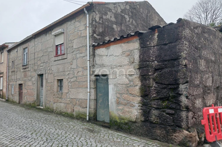 Moradia T4 para Venda em Aguas Santas Foto 4