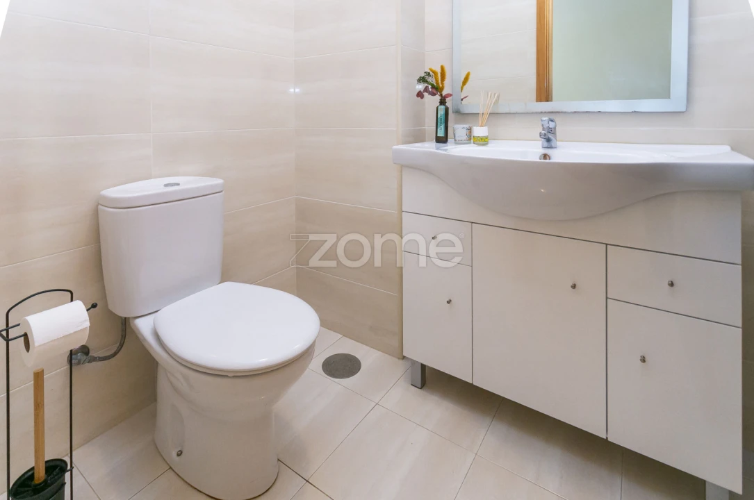 Apartamento T2 para Venda em Arvore Foto 11