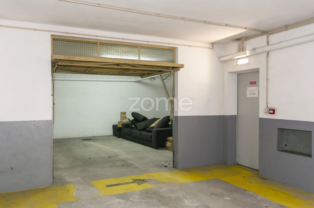 Apartamento T2 para Venda em Arvore Foto 24